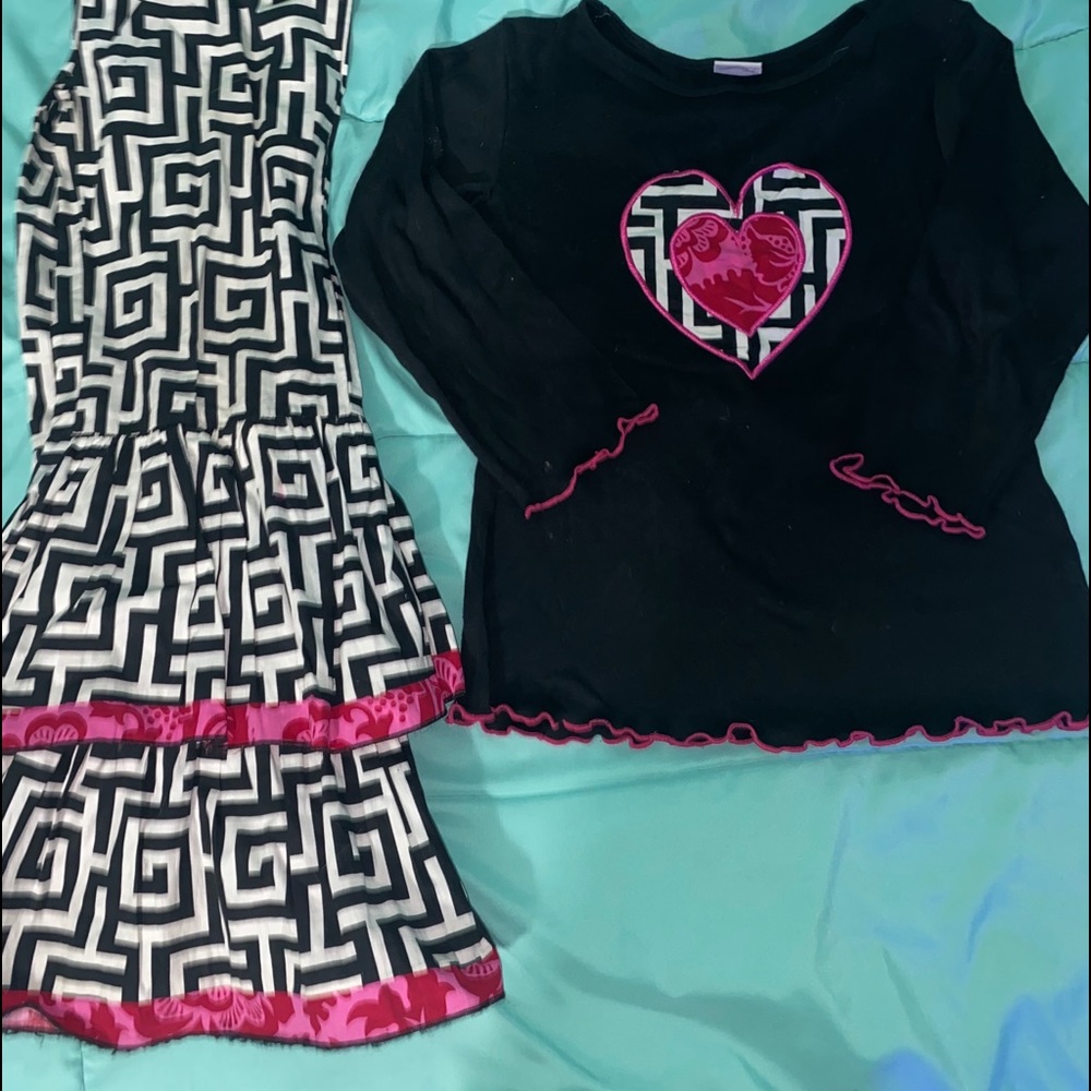 Ann Loren size 9/10 shirtpant set Valentines’s Day